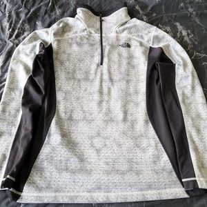 The North Face Graphic 1/4 Zip - Grey and Black